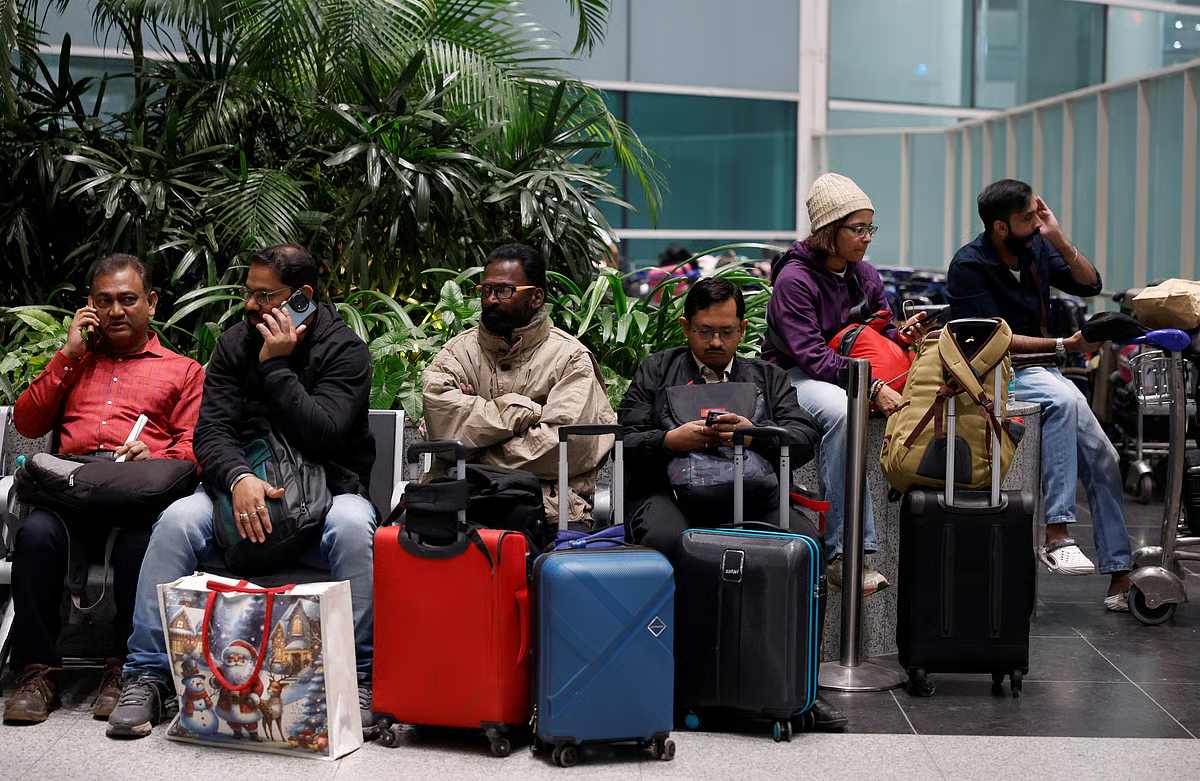 IndiGo Cancels Over 200 Flights in Delhi and Mumbai as Disruptions Hit Day 5