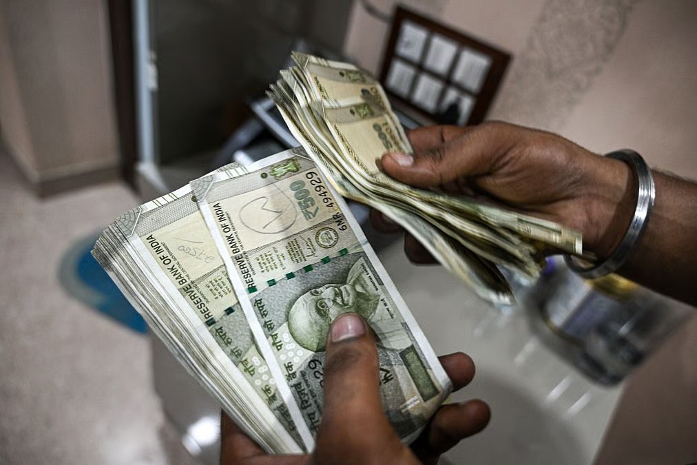 Indian rupee slides to record low against UAE dirham