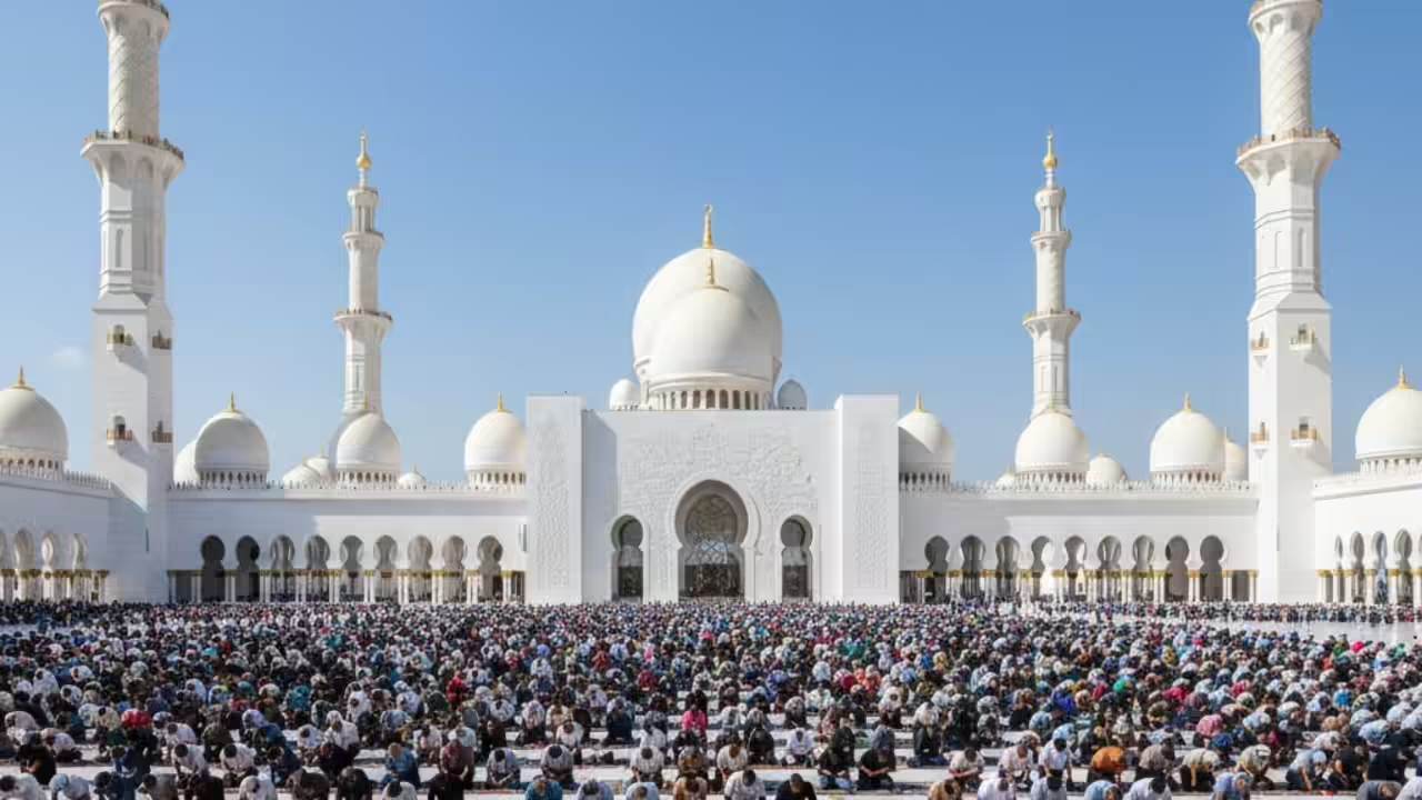UAE to standardise Friday prayer time at 12:45pm from 2026