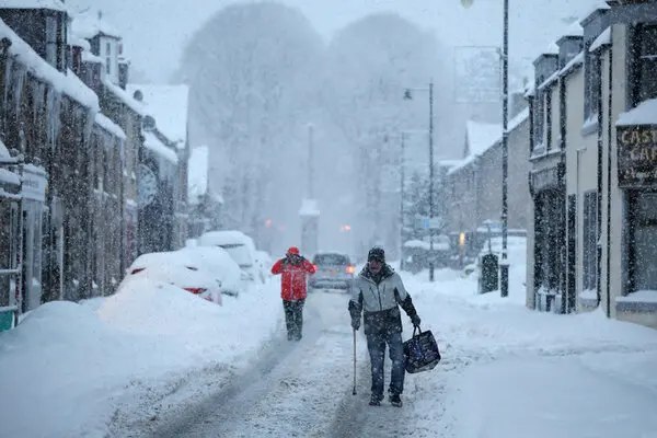 Storm Goretti Disrupts UK and France With Red Weather Warnings