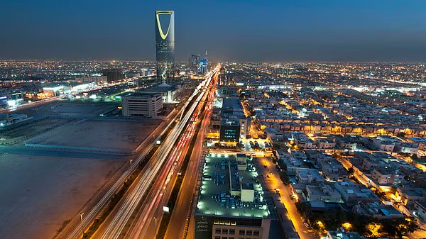Saudi Arabia Opens Property Market to Foreigners: What UAE Expats Need to Know
