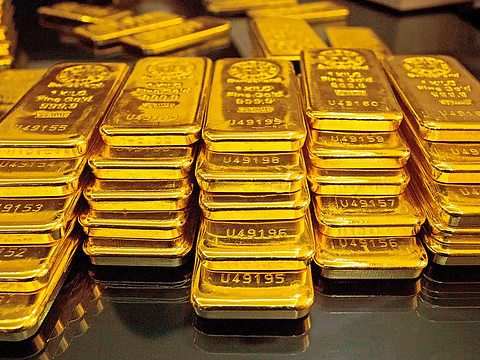 Dubai gold prices fall to 15-day low as market volatility continues